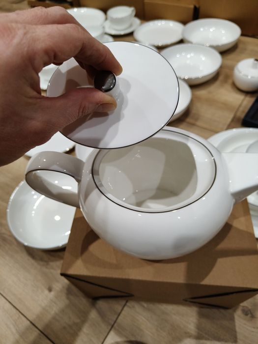 zestaw obiadowo-kawowy z  ALMIDECOR