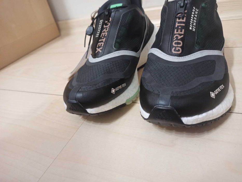 Buty do biegania w deszczu Adidas Ultra Boost 22 r. 41 i ⅓ 26 cm nowe