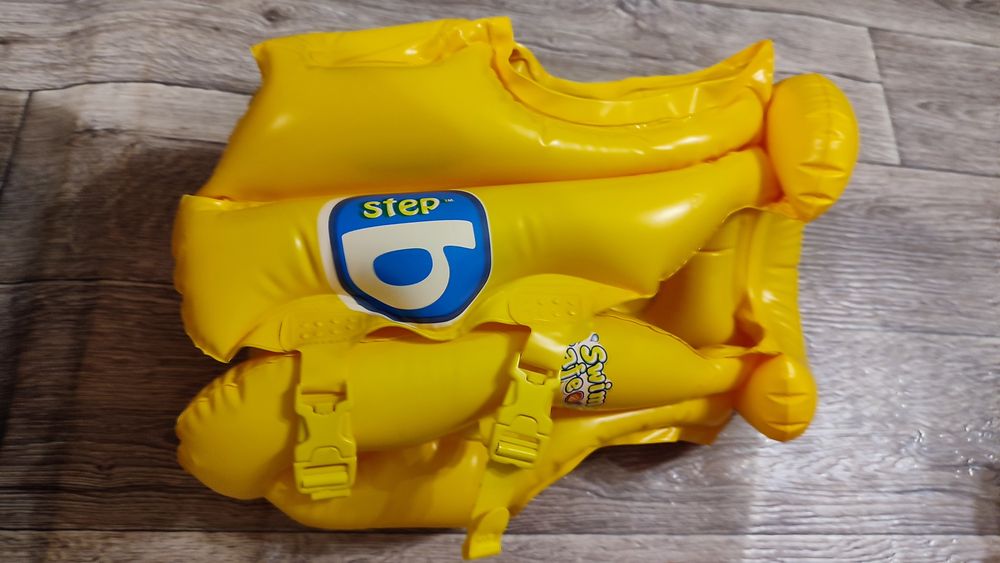 Жилет спасательный детский