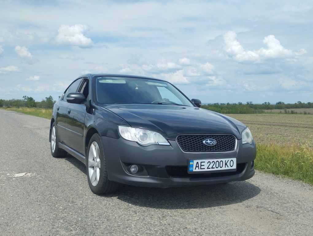 Продам Subaru legacy 2,0