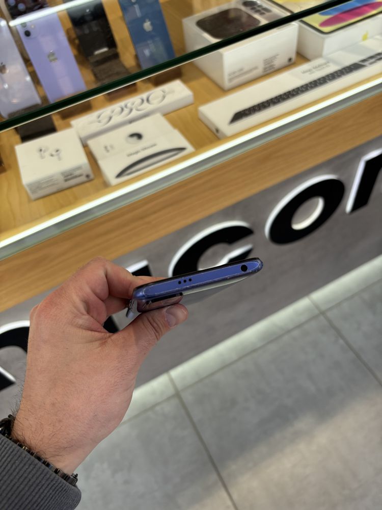 Вживаний Redmi Note 10 5G 4/128gb
