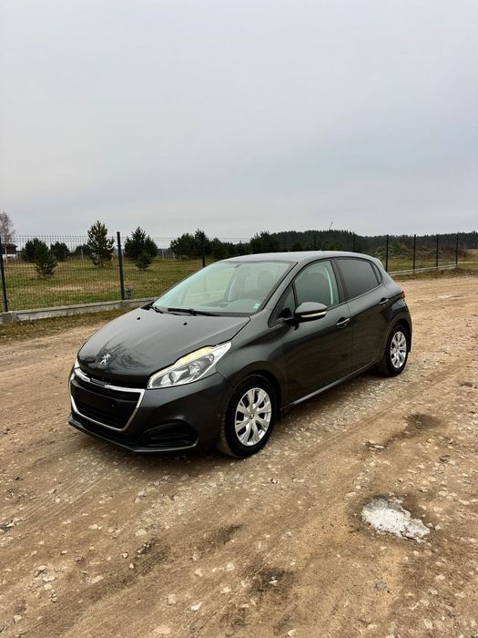 Peugeot 208 PEUGEOT 208 1.6 Diesel 2017 r. ZADBANY