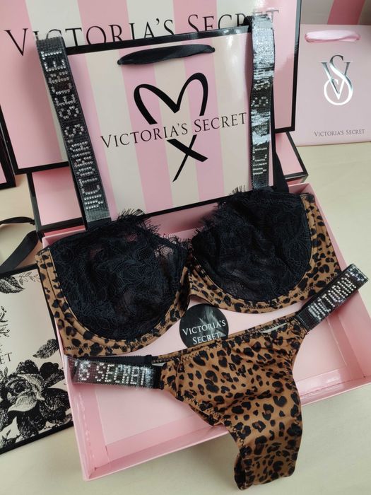 Комплект Виктория Сикрет •Victoria's Secret комплект•поясок•упаковка