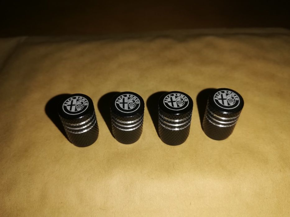 Alfa Romeo pipos/tampas de válvulas dos pneus