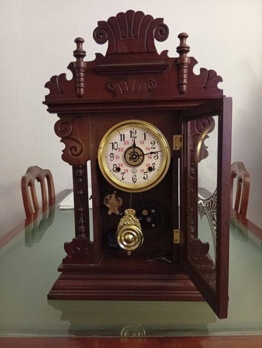 Relógio marca Reguladora