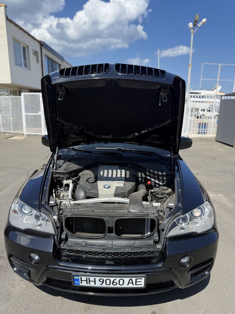Продам BMW X-5 2012 рік