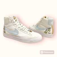 Nike Blazer Mid 77 sneakersy damskie 40 
Rozmiar:40
Wkładka 25.5cm
kol