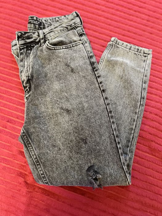 Жіночі джинси мом