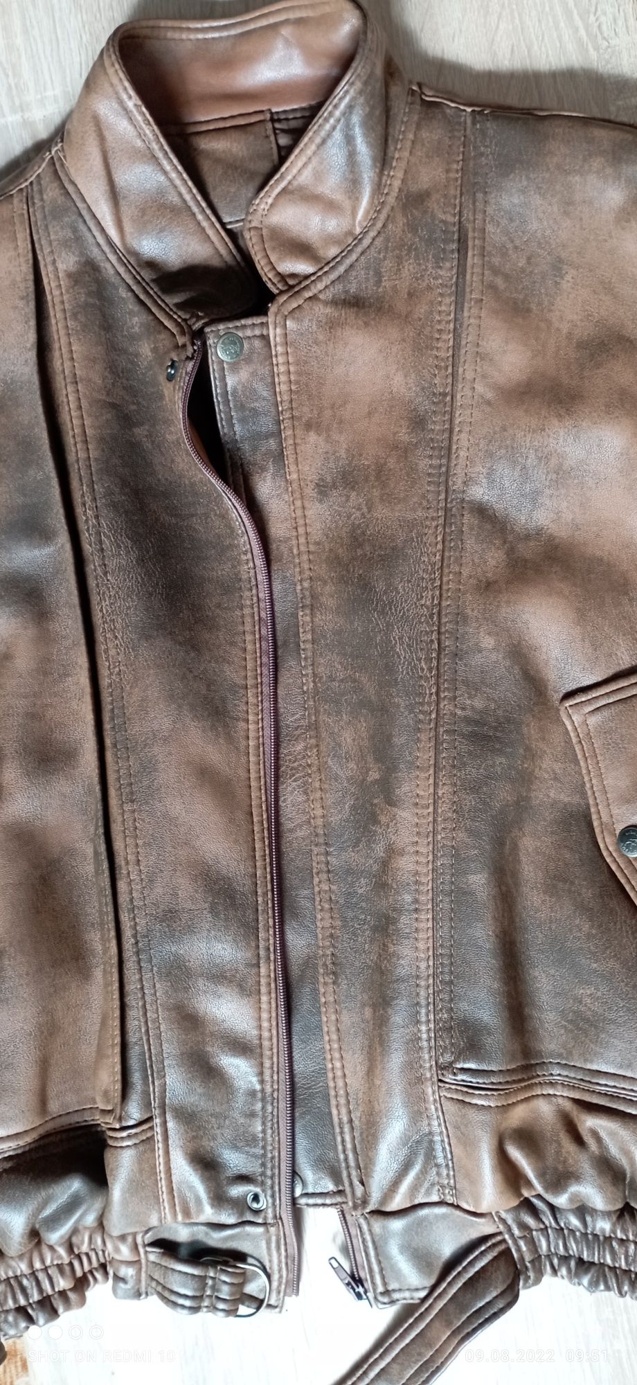 Курточка винтажная, кожзам.  б/у. 54-56 размер.