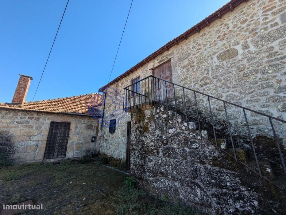 Espaço Comercial para Eventos / Habitação