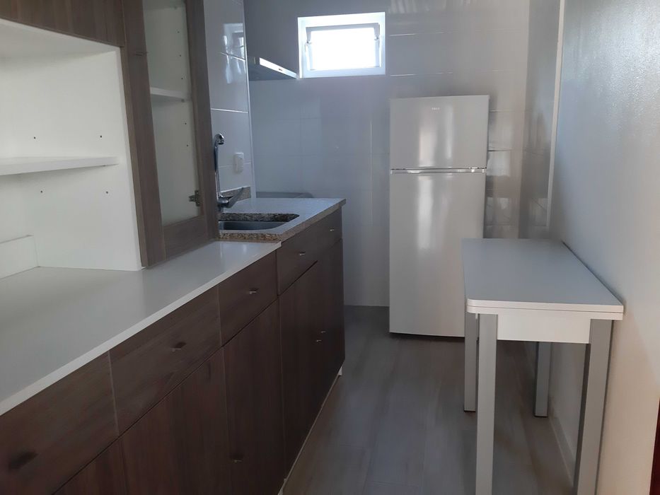 Arrendo casinha T0 em Paçô Vieira-Mesão Frio - Guimarães