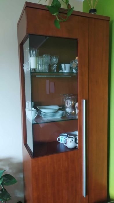 Sprzedam komplet DREWNIANYCH MEBLI do salonu