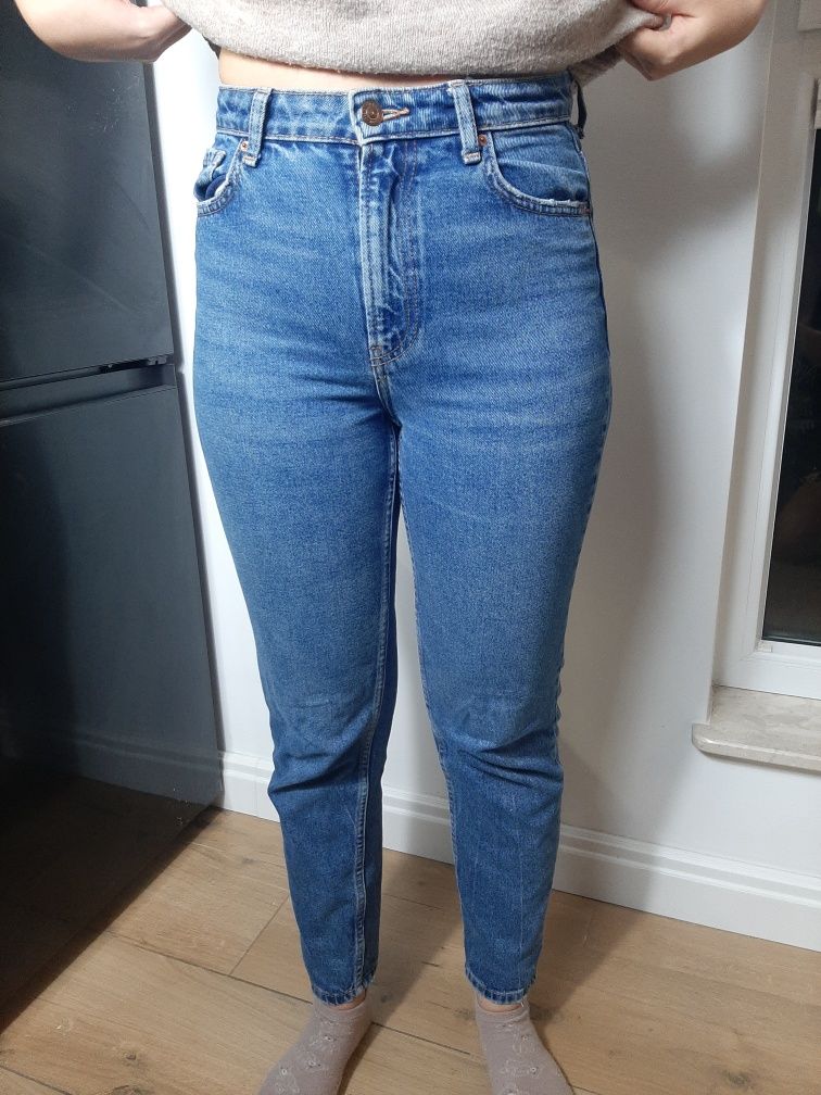Spodnie jeansy damskie wysoki stan proste nogawki rurki vintage Bershk