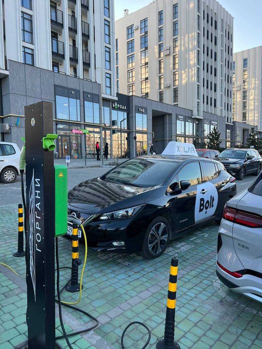 Оренда Nissan Leaf