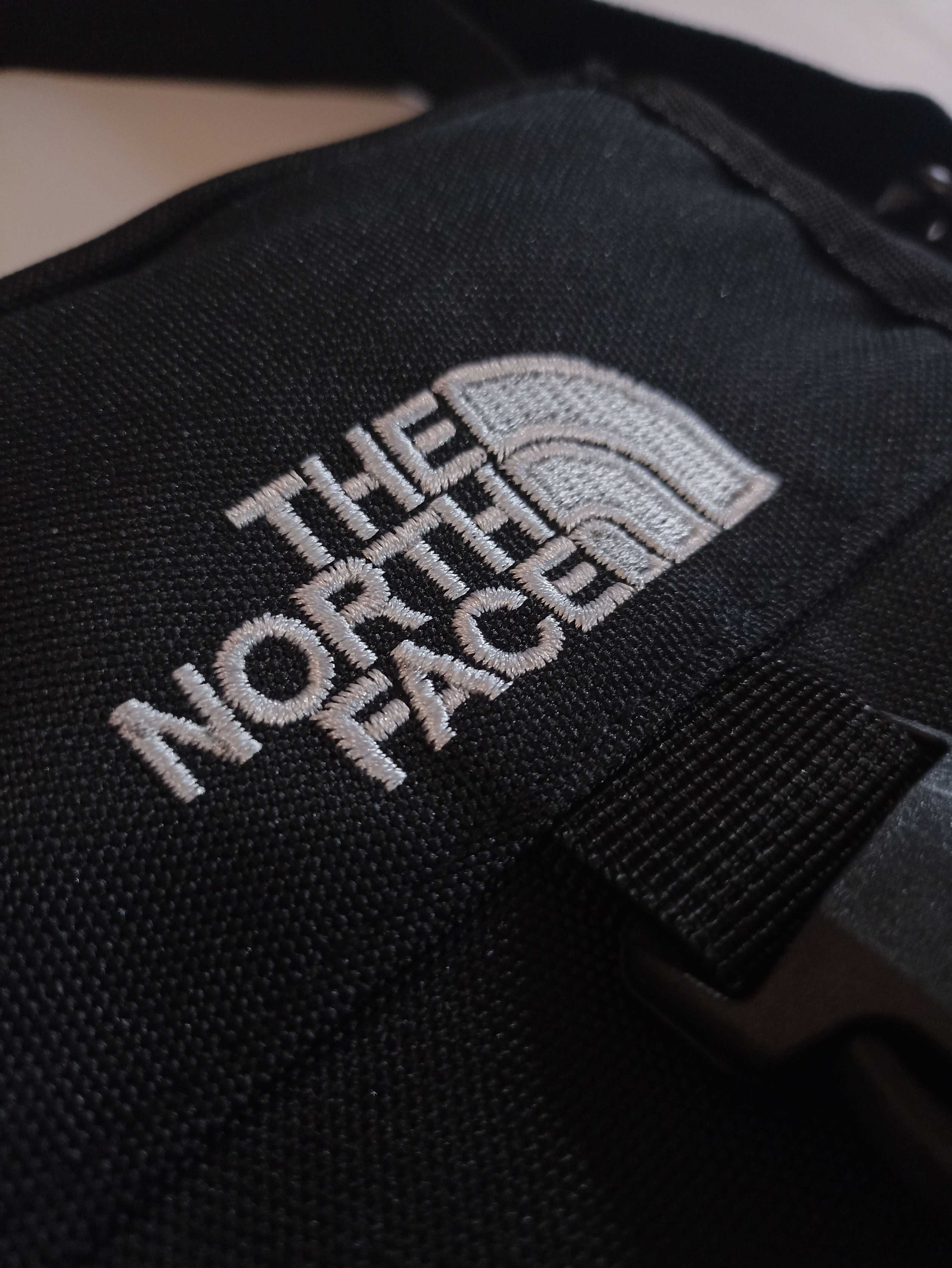 Сумка месенджер The North Face (чорна)