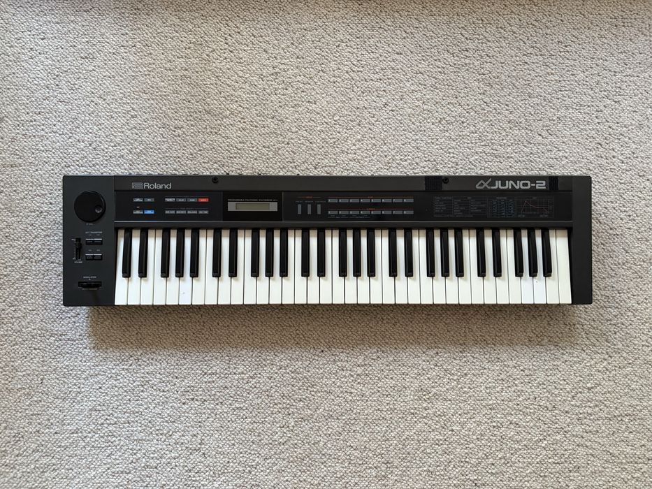 Roland Alpha Juno 2