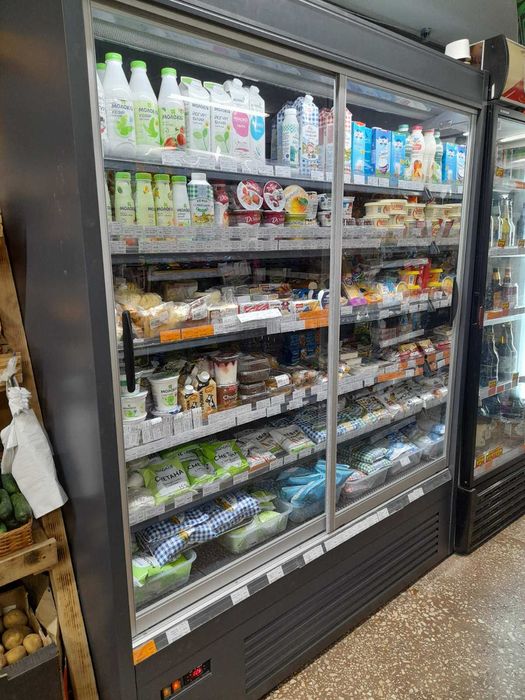 Двері купе до холодильних гірок, регалів. Виготовлення дверей