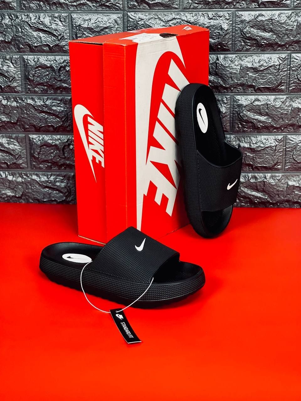 Женские шлепанцы Nike черные уличные тапочки Найк качество топ