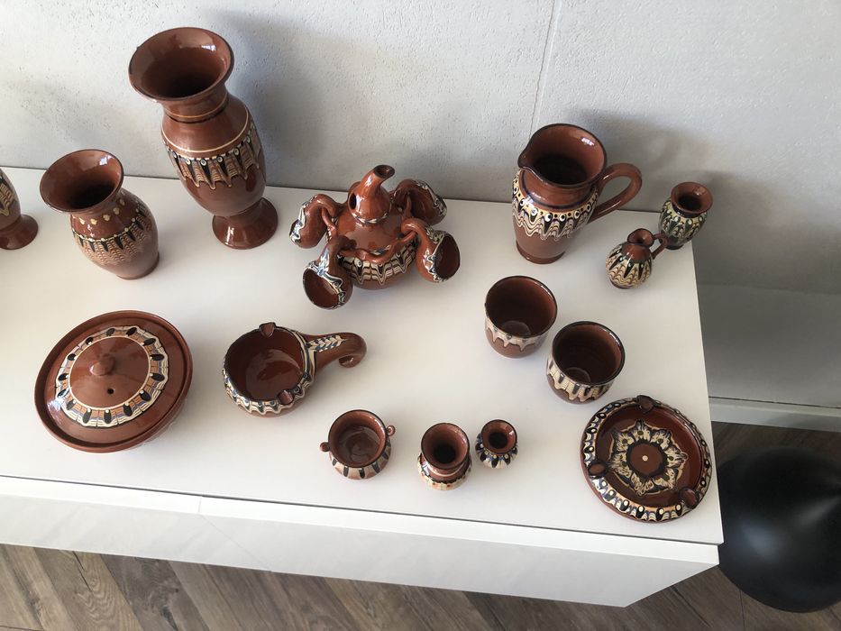 Duży zestaw kamionki, ceramiki bułgarskiej z czasu PRL