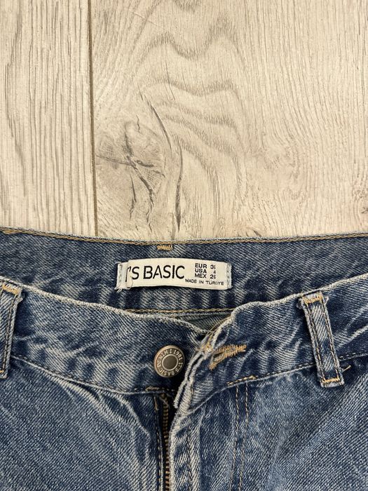 бегі джинс , зріст на фото 170 вага 53