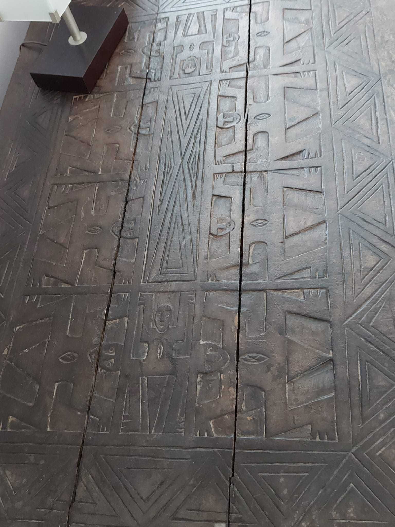 Stolik, ława z drewna egzotycznego