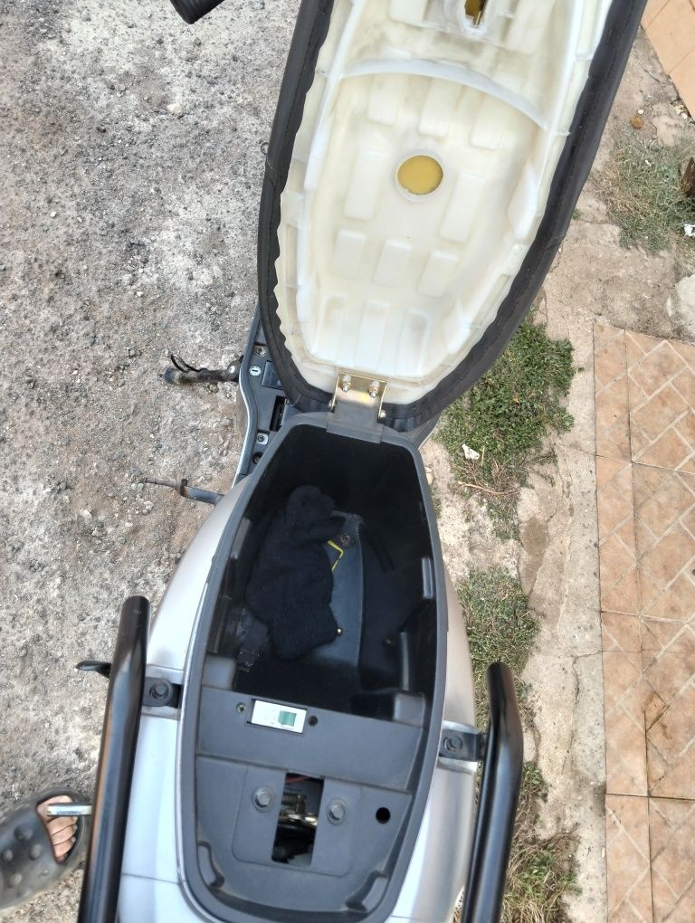 Mota eléctrica excelente estado