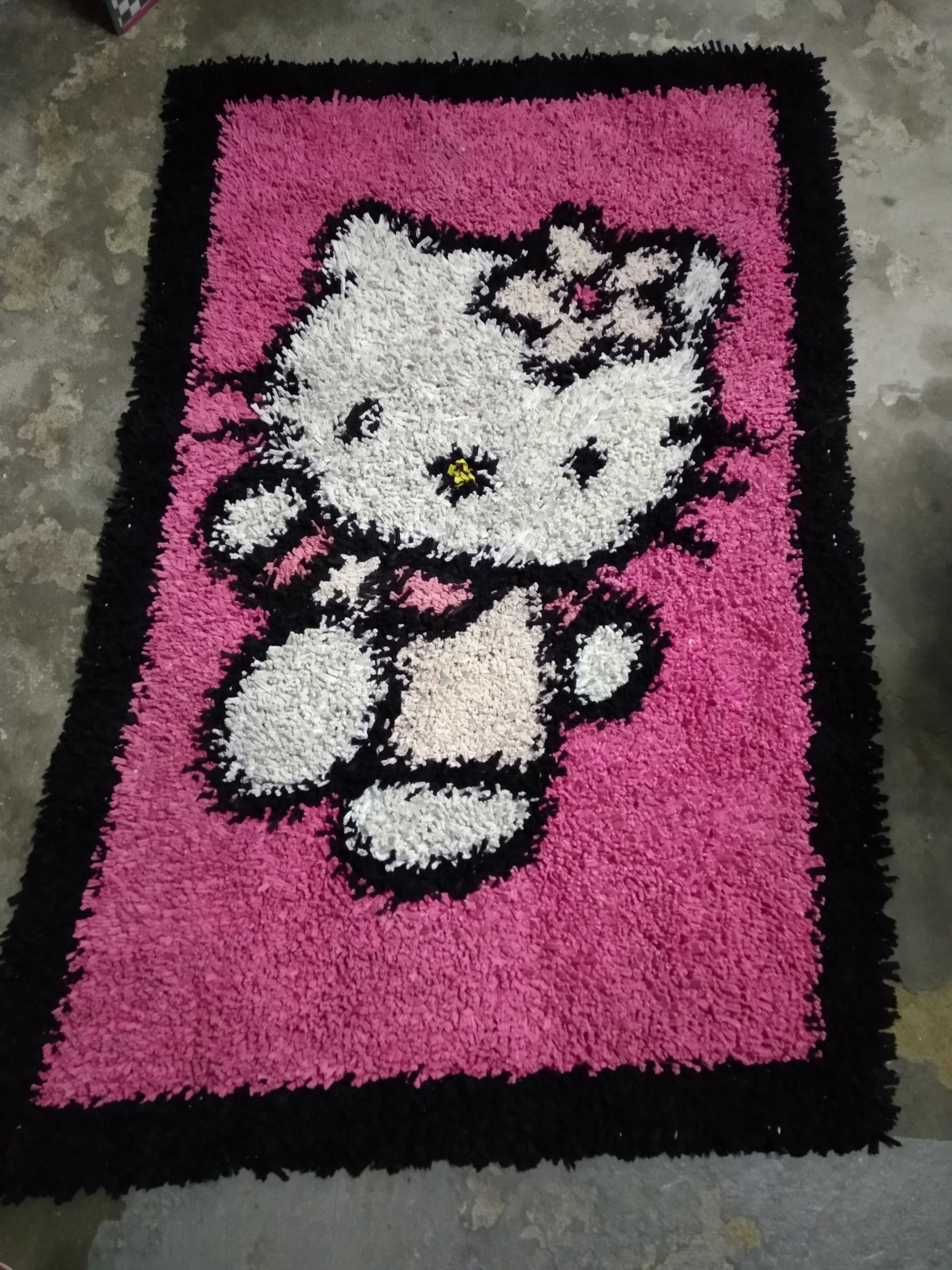 Tapete Hello Kitty