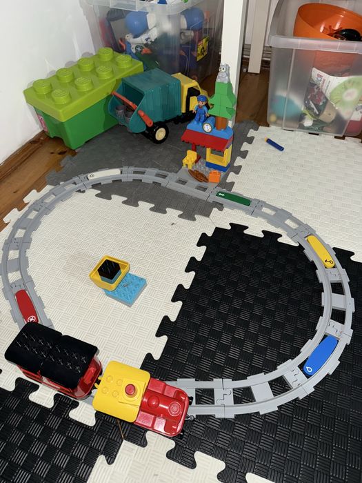 Конструктор лего lego duplo поїзд такий самий як на фото