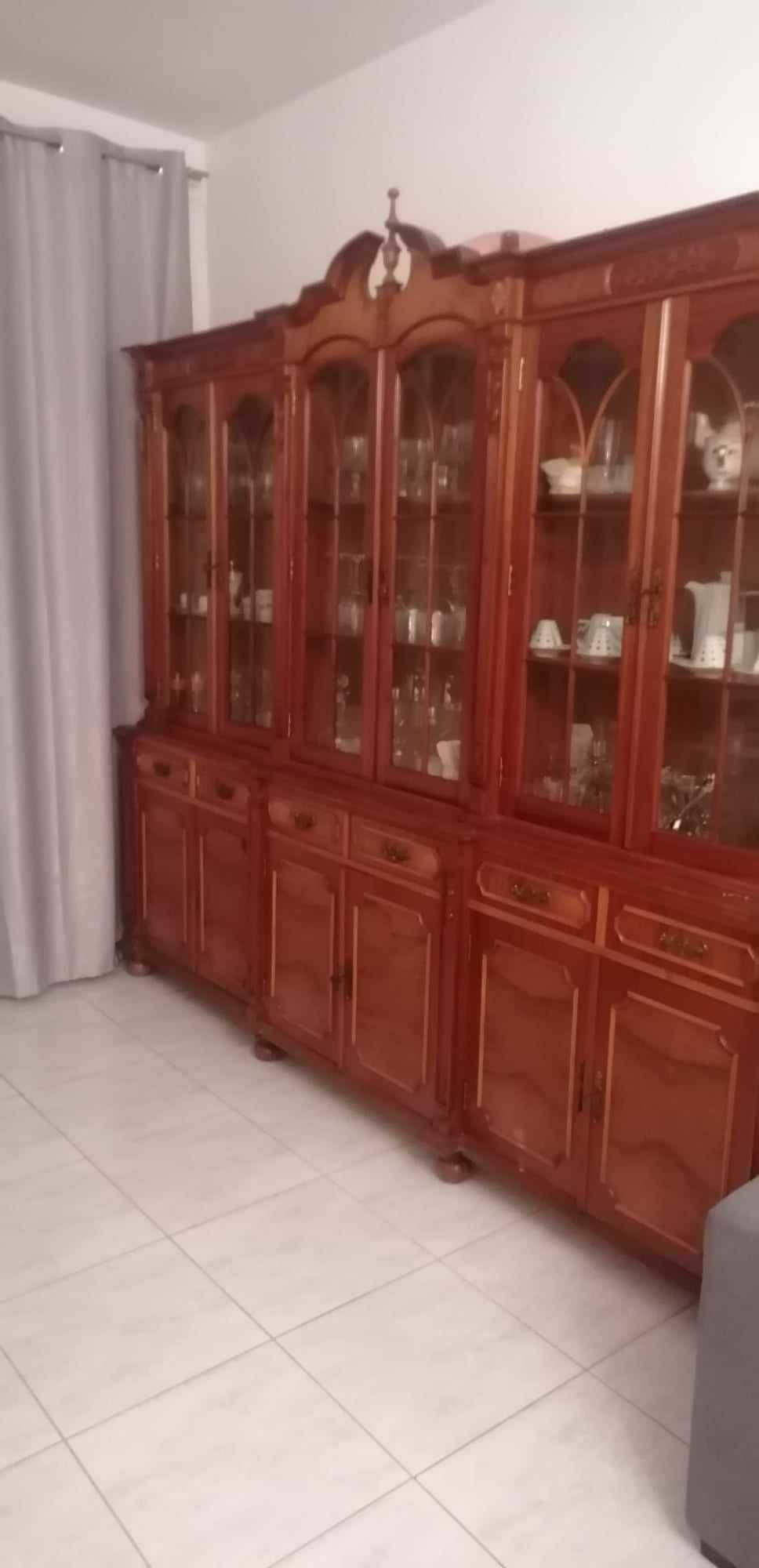 Móvel de Sala de Jantar Aparador de Loiça