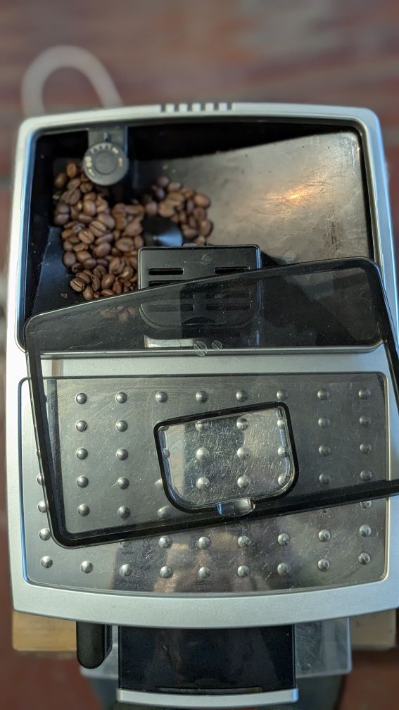 Кавомашина DeLonghi ECAM 23.460