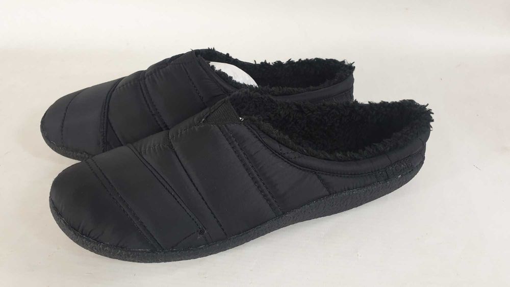 toms nowe  PANTOFLE MĘSKIE ocieplone  R 40,5