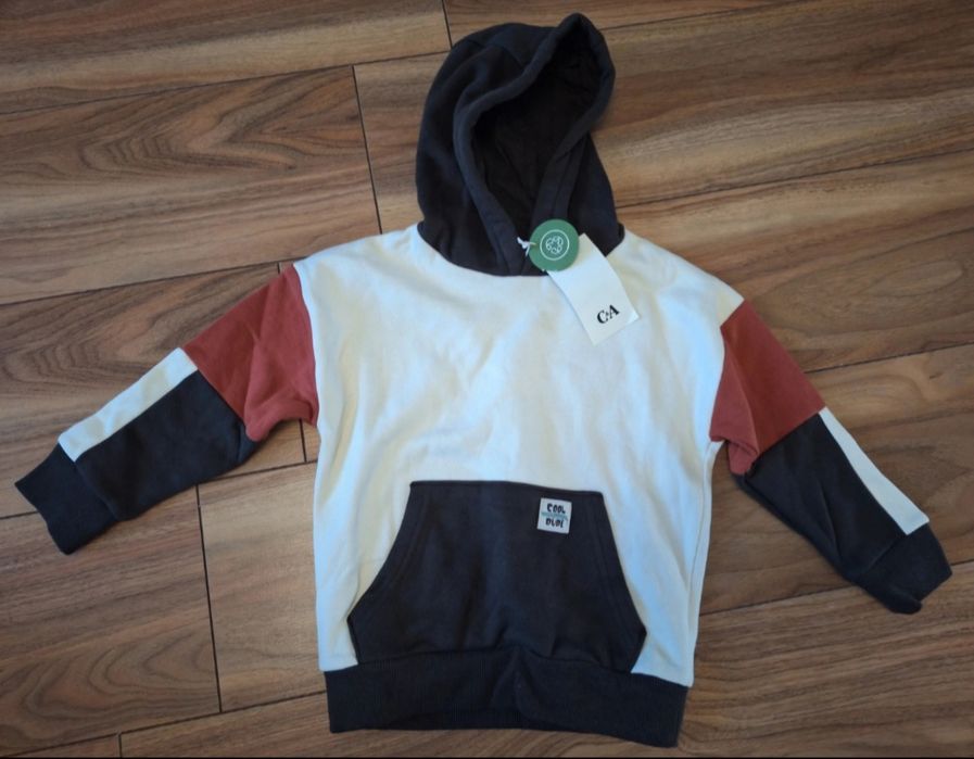 Ciepła bluza chlopieca kangurka rozm 122 C&A Nowa