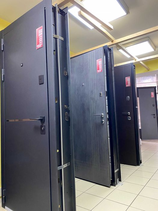 Вхідні двері,в будинок та на вулицю,ЗСУ знижки,Рострочка,Входные двери