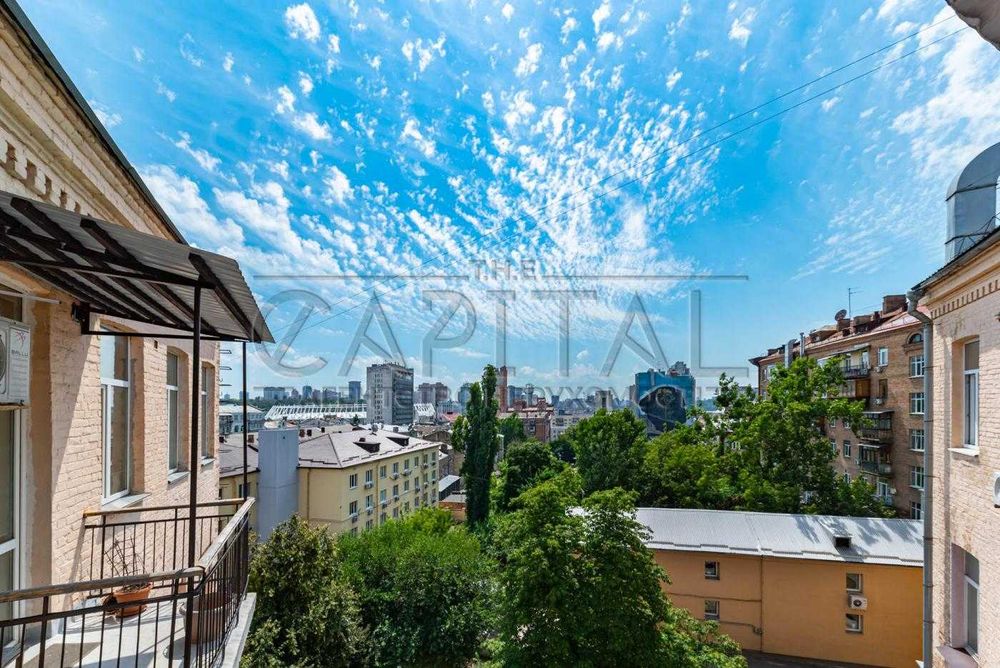 Большая Васильковская купити квартиру в центрі, 100 м2, рядом Гулливер