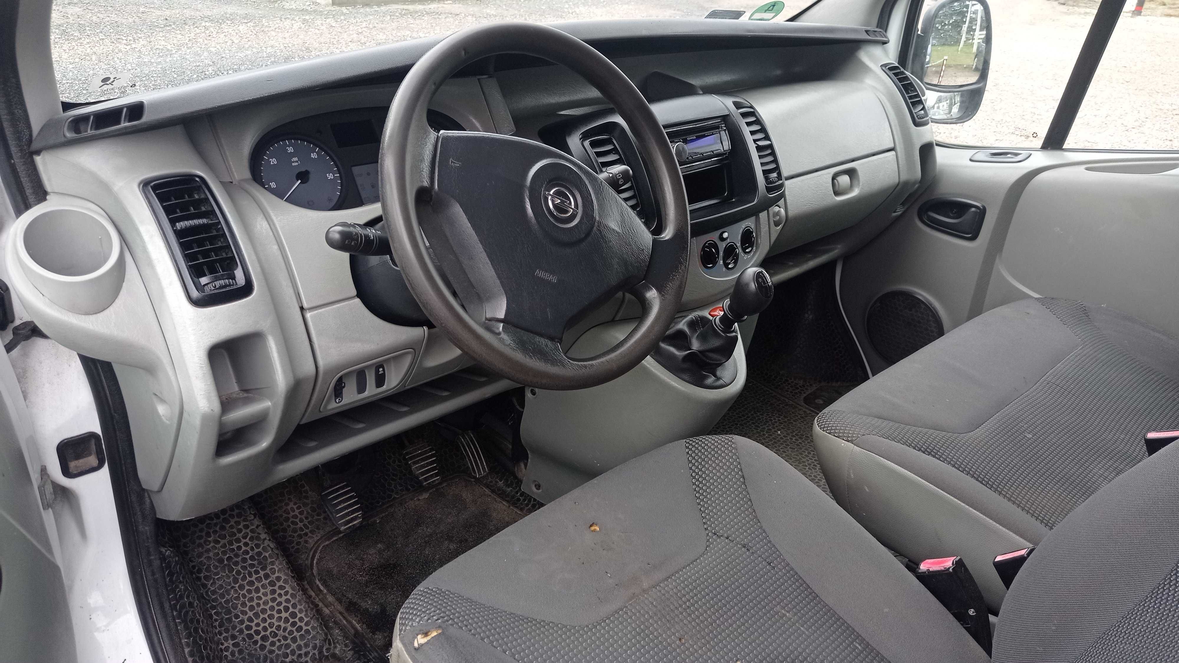 Opel Vivaro 2.0 DCI Oszczędny Silnik