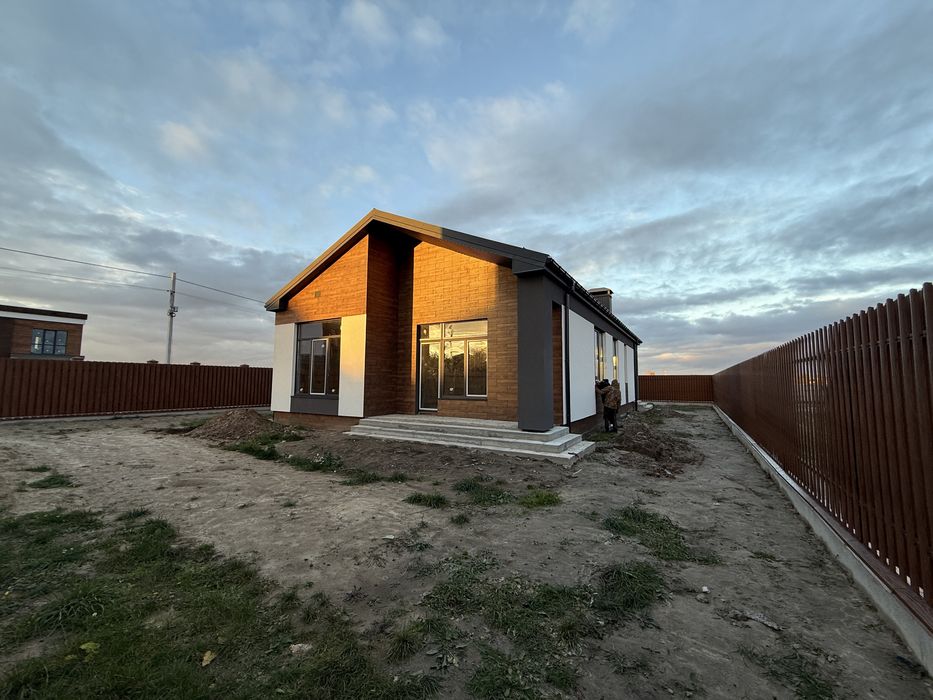 Продаж! Будинок 110 м2 в КМ Secret Lake, Білогородка. Озеро, басейн