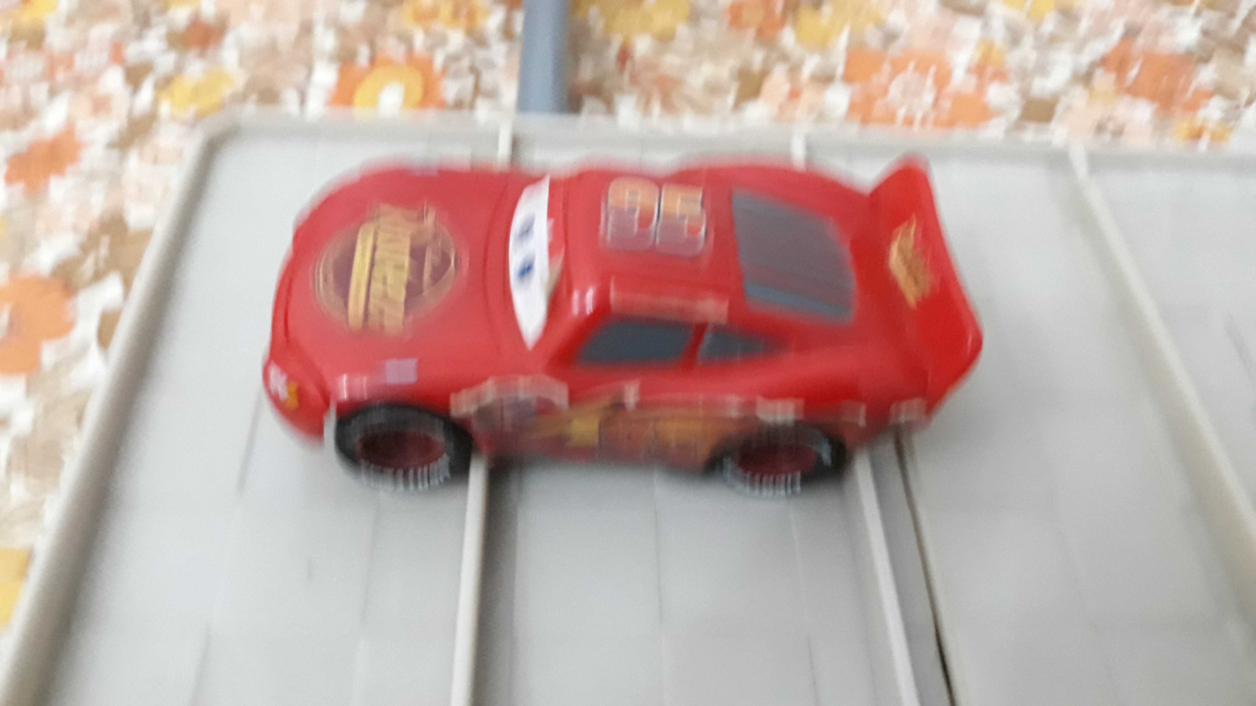 Pista "CARS 2" do filme da PIXAR