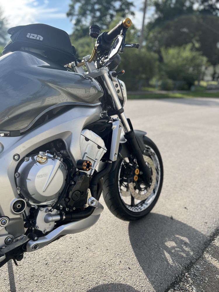 Yamaha fz6 2004р