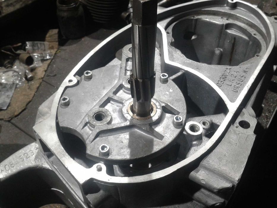 naprawa motocykli junak i inne zabytk remont silnka osiowanie, tulejki