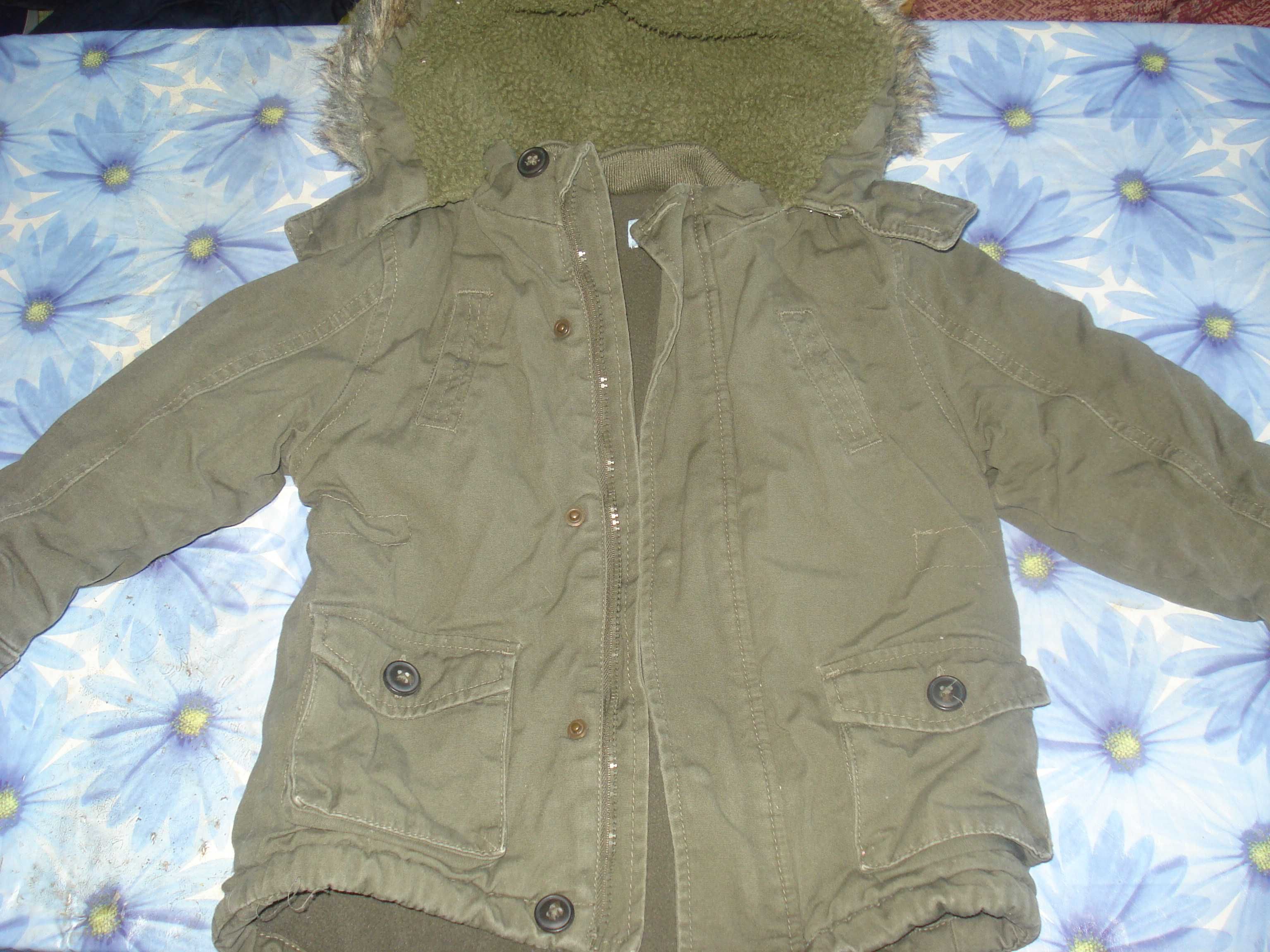 Курточки на мальчика 4-5 лет 2 вида