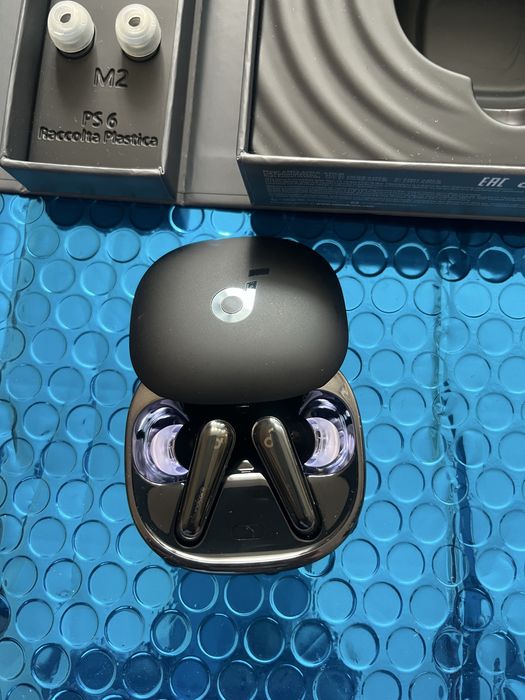 Навушники Soundcore Liberty 4 Premium by Anker стан 9+/10