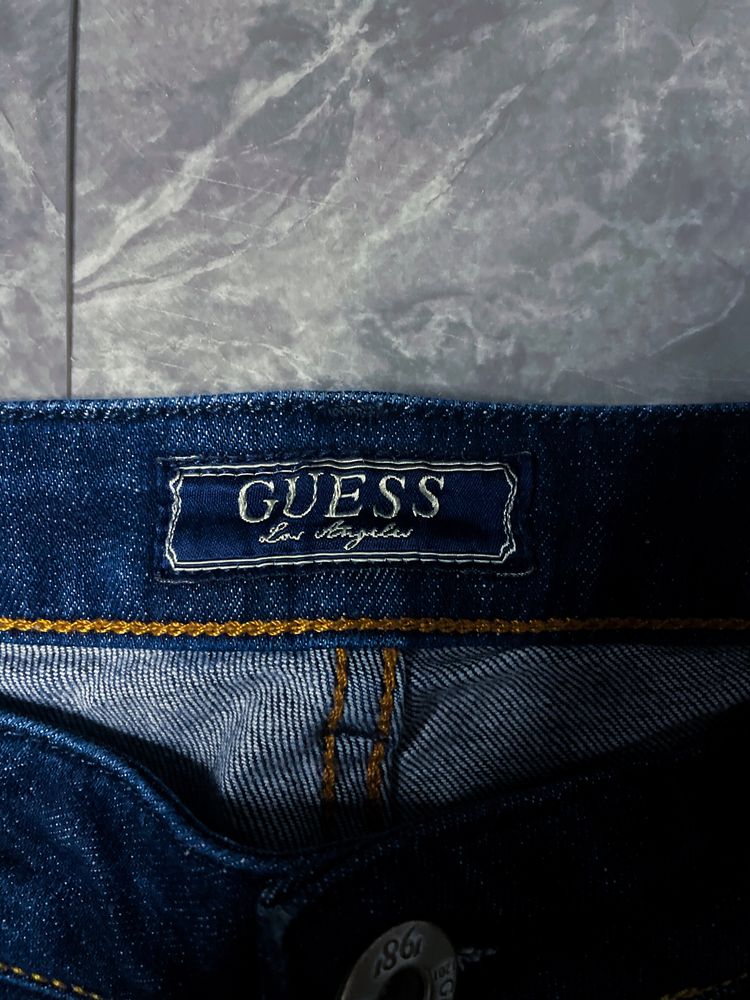 Super Tanio! Jeansowe Damskie Spodnie «GUESS» Skinny Fit / S