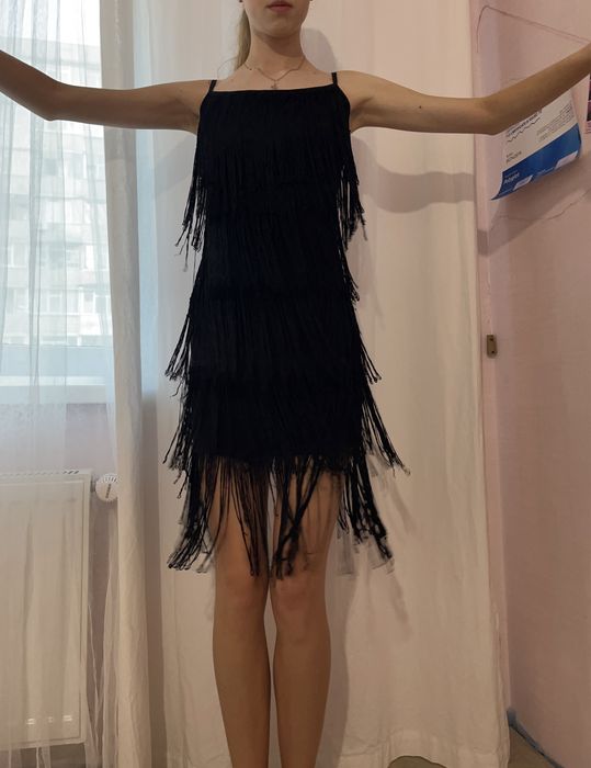 Плаття з бахрамою для латини