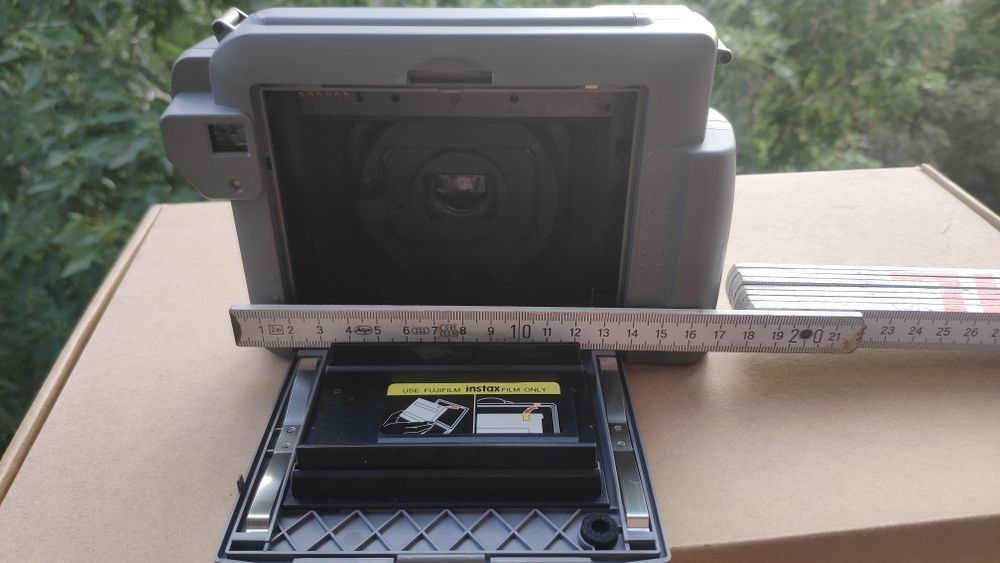 Фотоапарат Fujifilm Instax Wide 500AF