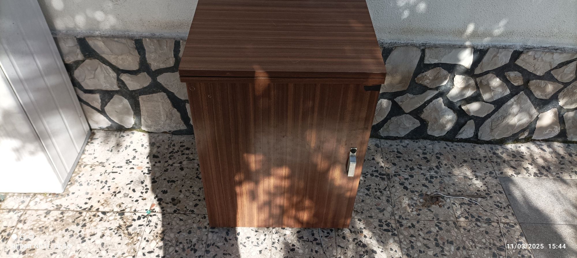 Vendo máquina de costura "Volga Deluxe "