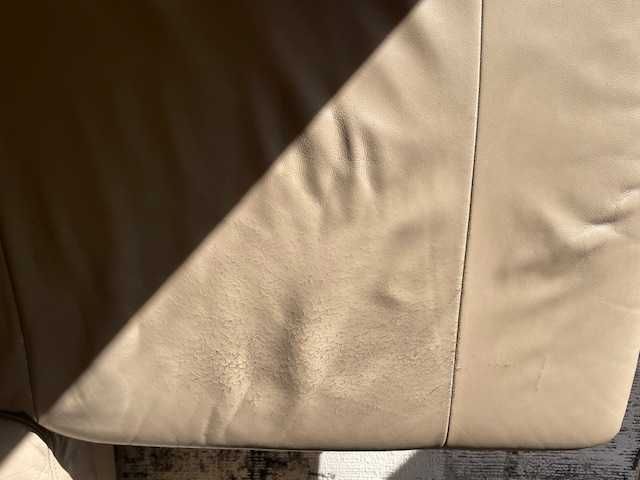 Narożnik skórzany + stolik kawowy - używany