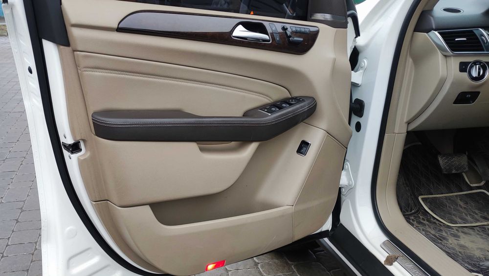 Mercedes ML 350 BLUETEK 2014