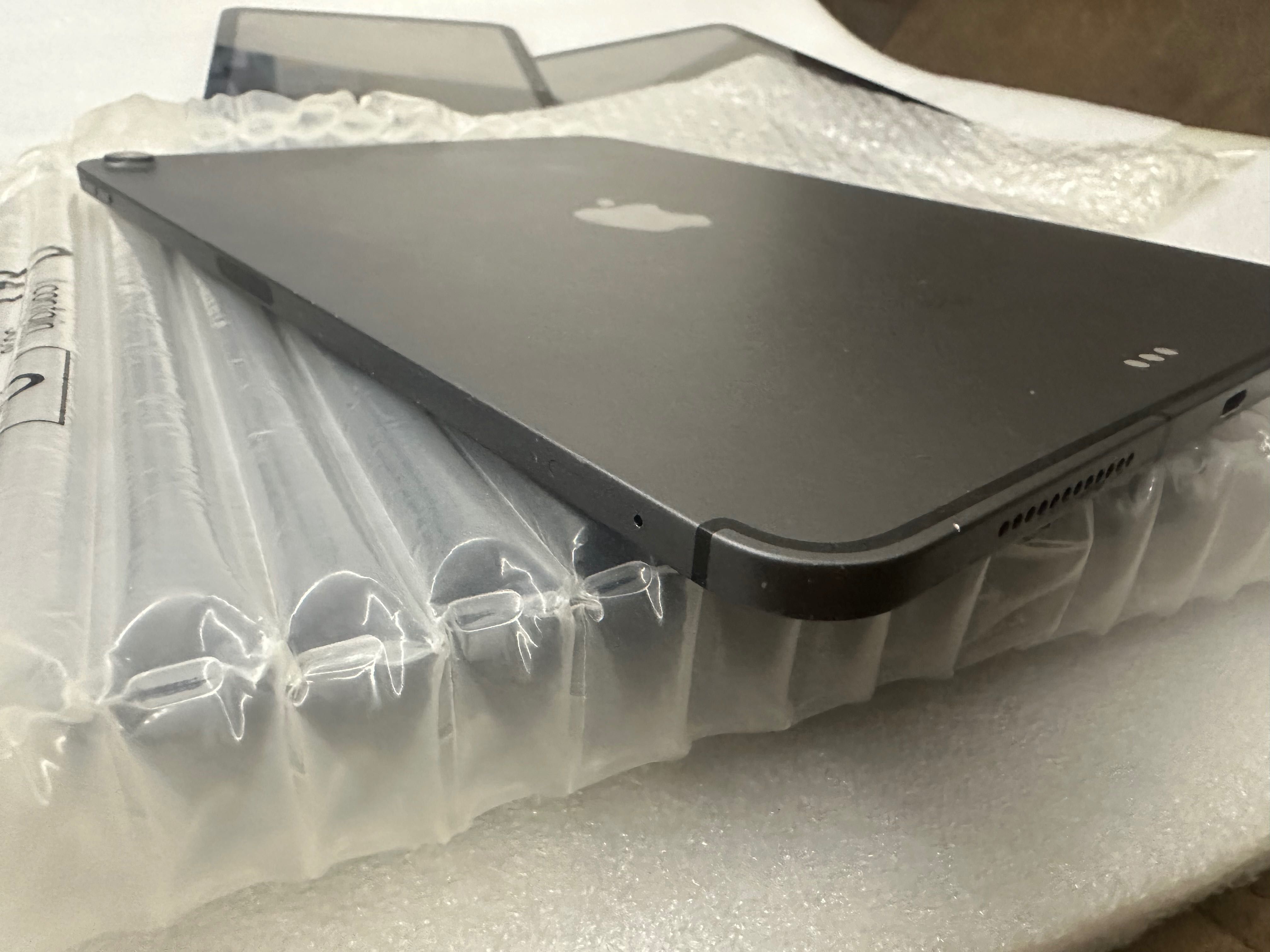iPad Air 4 10.9 64 Wi-Fi + LTE