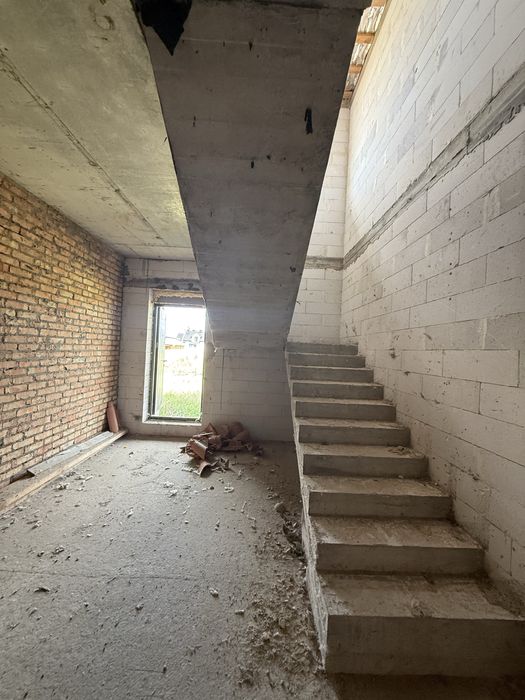 Будинок Дмитрівка унікальний проект