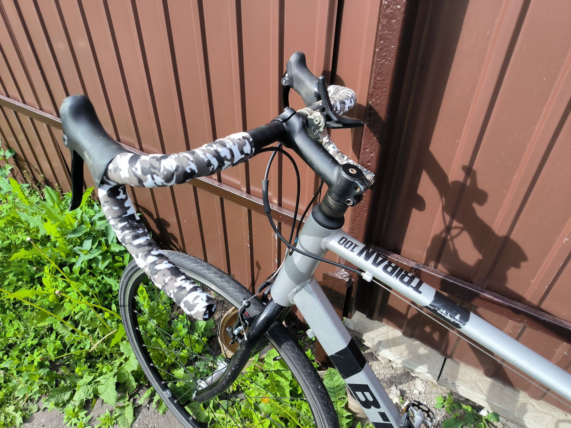Велосипед btwin triban 100 шоссе